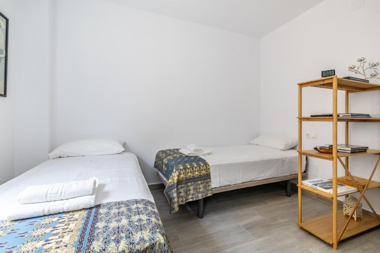 Livemalaga Victoria Suites Luaran gambar