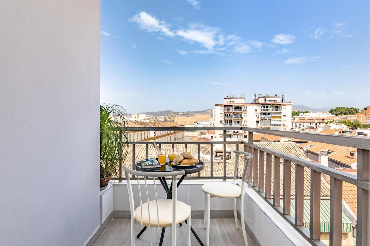 Livemalaga Victoria Suites Luaran gambar