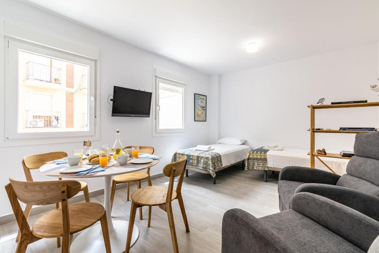 Livemalaga Victoria Suites Luaran gambar